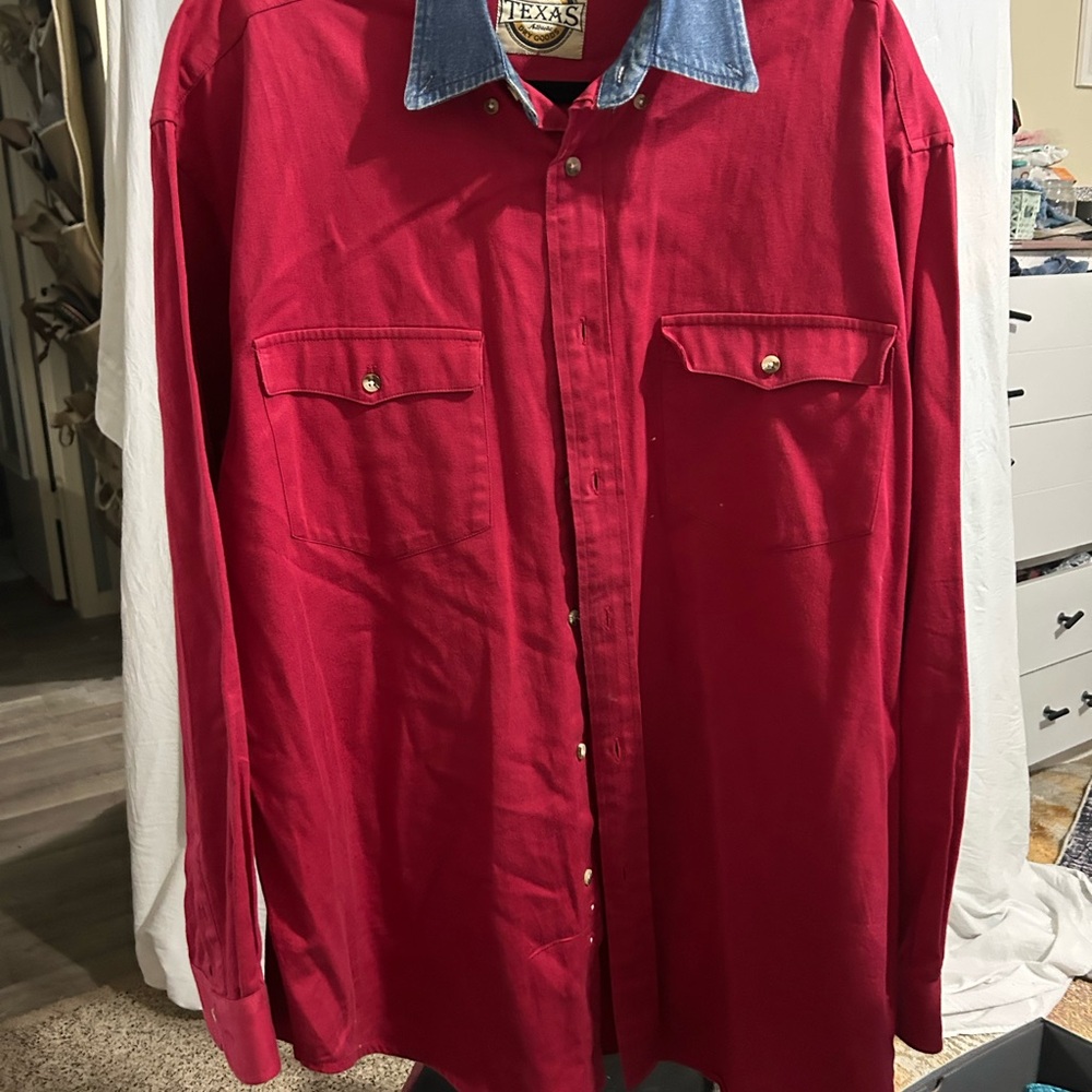 Red Casual Button Down Shirt with Denim Collar